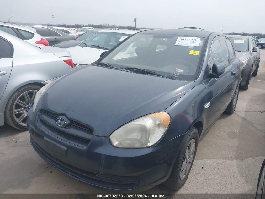 2010 Hyundai Accent Gs VIN: KMHCM3AC2AU154274 Lot: 38792278