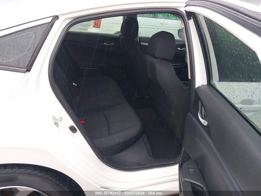 VIN 19XFC2F79HE073677 2017 HONDA CIVIC EX