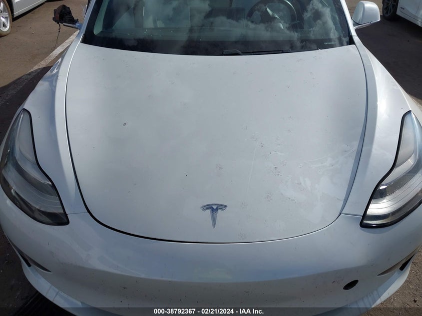 VIN 5YJ3E1EB1KF454731 2019 TESLA MODEL 3