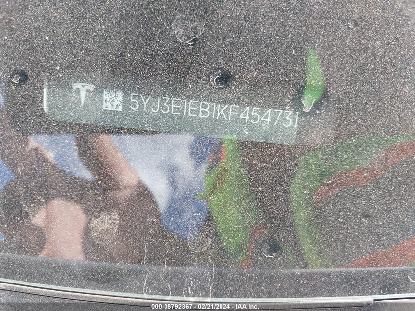 VIN 5YJ3E1EB1KF454731 2019 TESLA MODEL 3