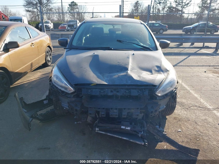 2018 FORD FOCUS SE - 1FADP3FE2JL270600