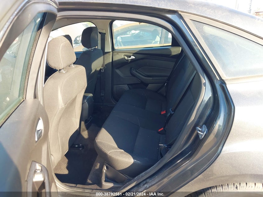 2018 FORD FOCUS SE - 1FADP3FE2JL270600