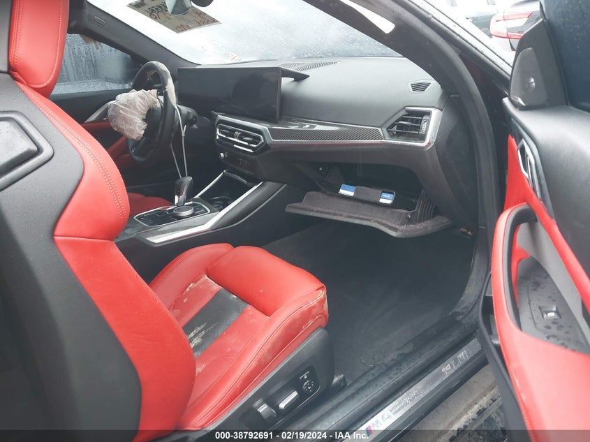 2024 BMW M4(VIN: WBS33AZ06RCP09744