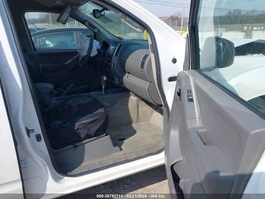 2015 NISSAN FRONTIER SV - 1N6AD0EV0FN711543