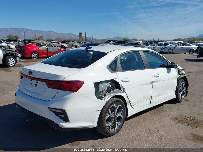 VIN 3KPF24AD3ME349213 2021 KIA FORTE LXS