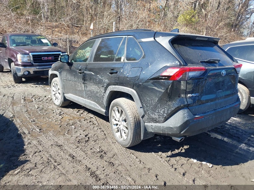 VIN 2T3A1RFV8MC146125 2021 TOYOTA RAV4 XLE PREMIUM