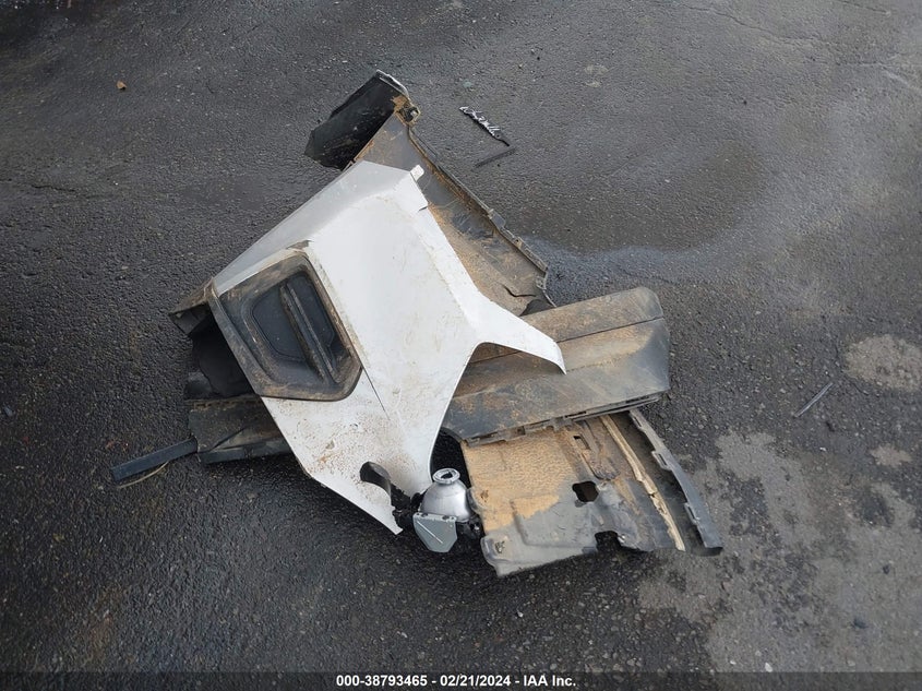 2021 CHEVROLET TRAVERSE FWD LS - 1GNERFKW3MJ155942