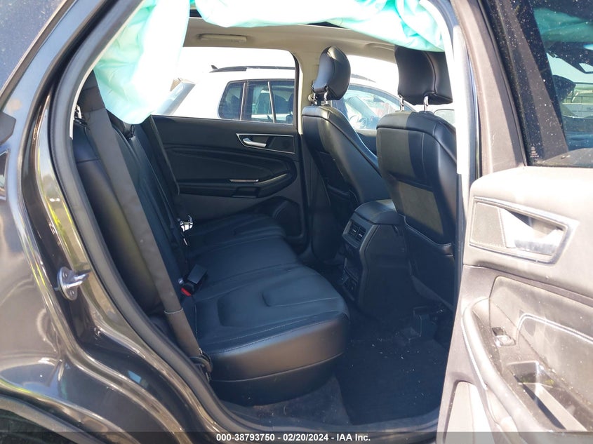 VIN 2FMPK4K9XHBB40431 2017 FORD EDGE TITANIUM
