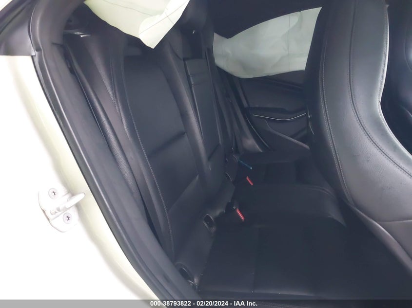 VIN WDDSJ4EB5JN577429 2018 MERCEDES-BENZ CLA 250