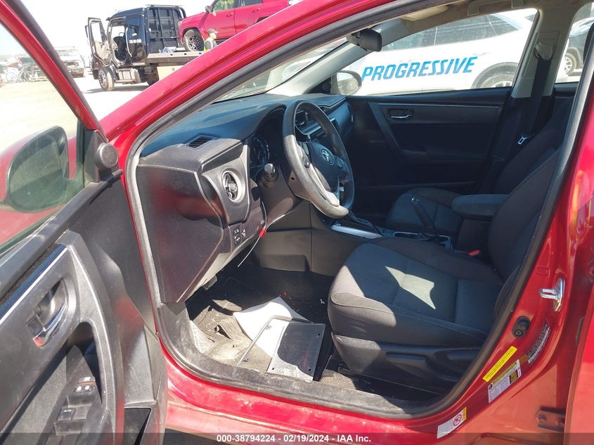 2019 TOYOTA COROLLA LE - 5YFBURHE0KP907647