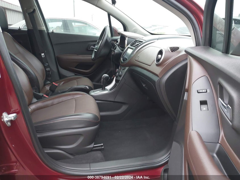 2016 CHEVROLET TRAX LT - 3GNCJLSB5GL176296