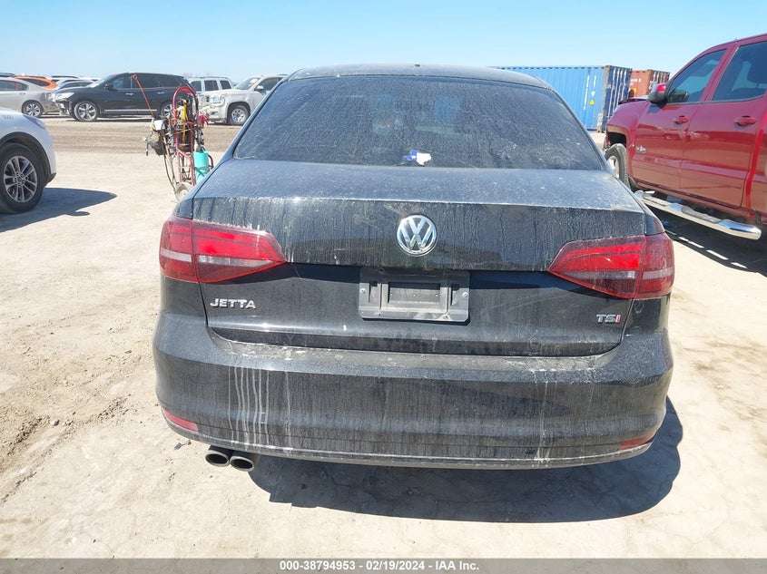 2018 VOLKSWAGEN JETTA 1.4T SE/1.4T WOLFSBURG EDITION - 3VWDB7AJ7JM211493