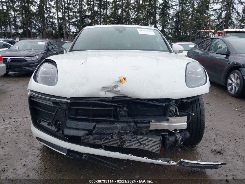 Image 12 of 2023 Porsche Macan salvage vehicle - Lot #38795114 at IAAI