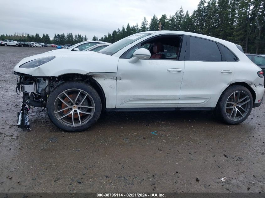 Image 14 of 2023 Porsche Macan salvage vehicle - Lot #38795114 at IAAI