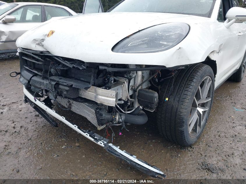 Image 6 of 2023 Porsche Macan salvage vehicle - Lot #38795114 at IAAI