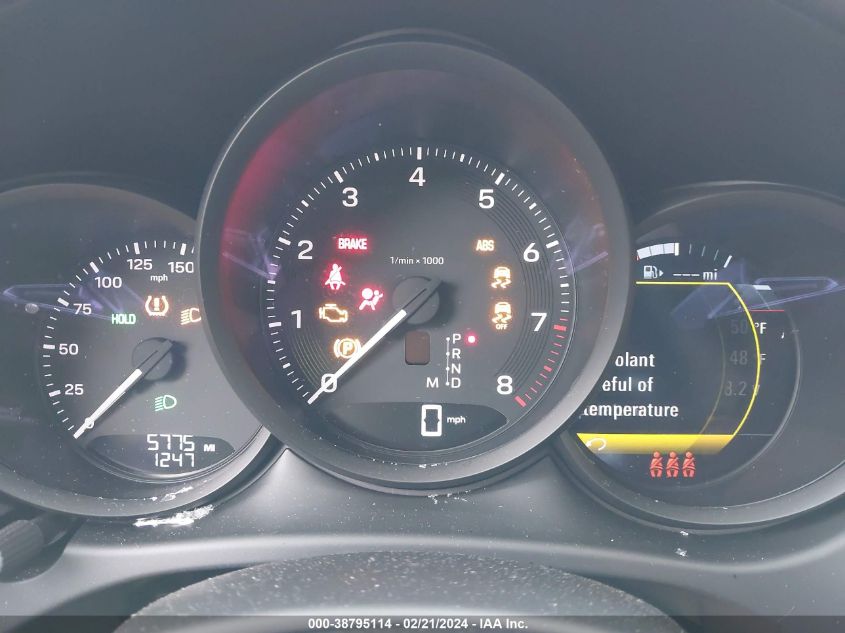 Image 7 of 2023 Porsche Macan salvage vehicle - Lot #38795114 at IAAI