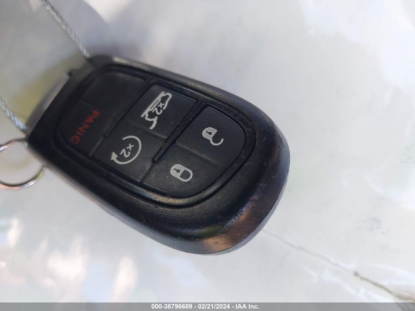 VIN 1C4PJMBX3KD450377 2019 JEEP CHEROKEE TRAILHAWK