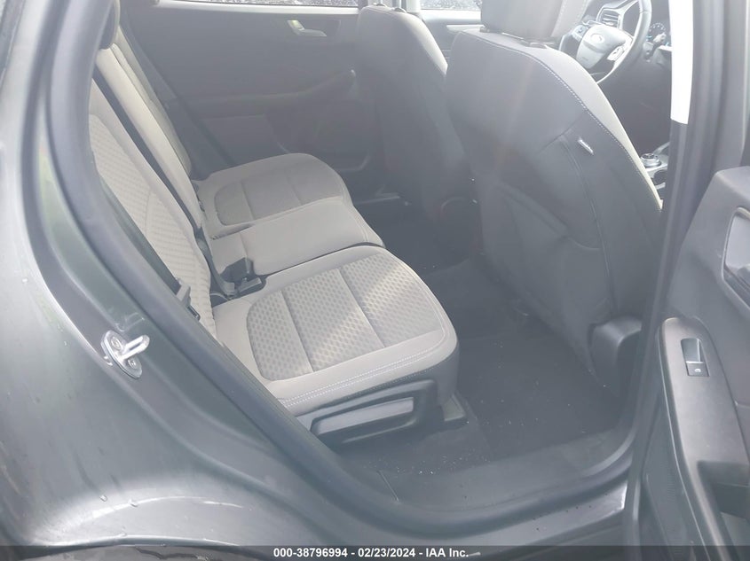 VIN 1FMCU9G6XMUB21662 2021 FORD ESCAPE SE