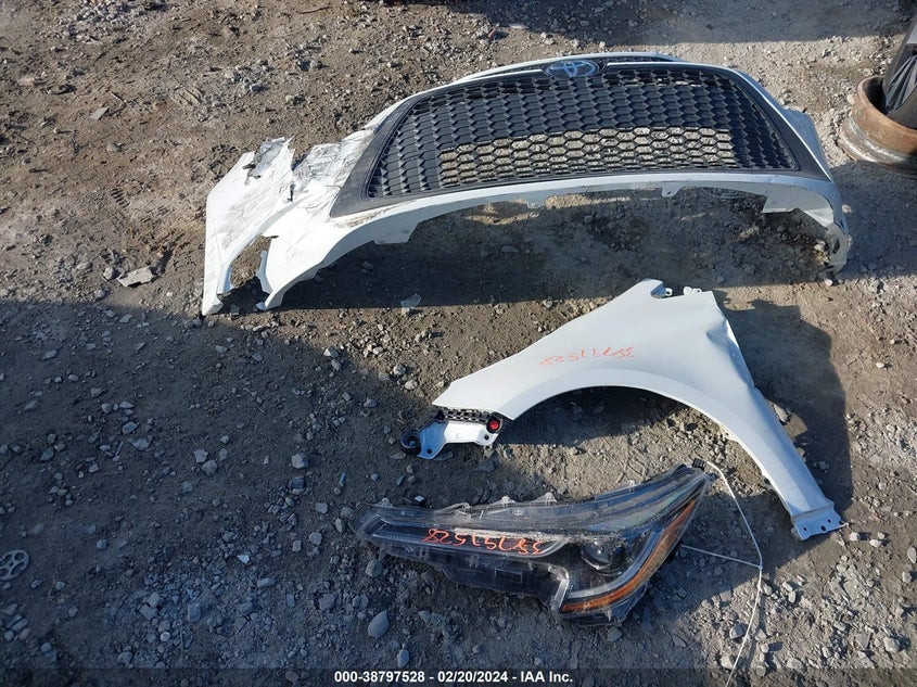 2022 TOYOTA COROLLA LE - 5YFEPMAE9NP326475