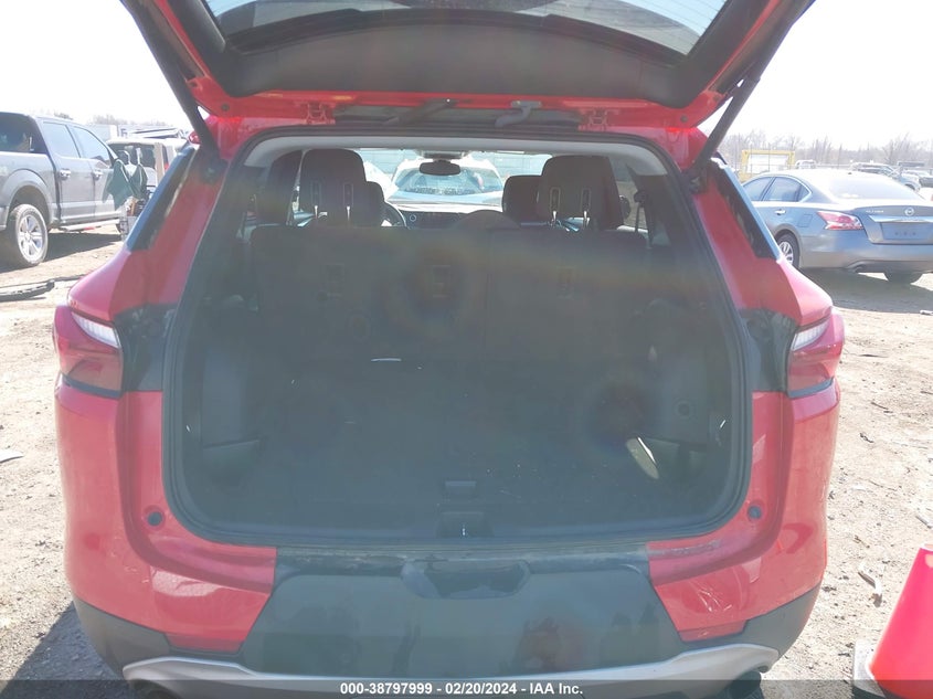 VIN 3GNKBCRS3MS519090 2021 CHEVROLET BLAZER 2LT
