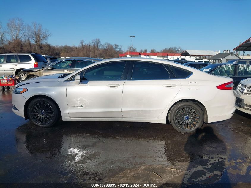 2016 Ford Fusion Hybrid Se VIN: 3FA6P0LU2GR377613 Lot: 38798099