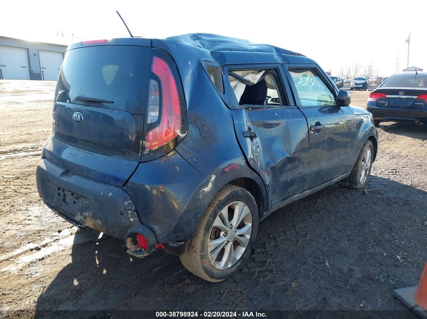 2015 KIA SOUL + - KNDJP3A5XF7182656
