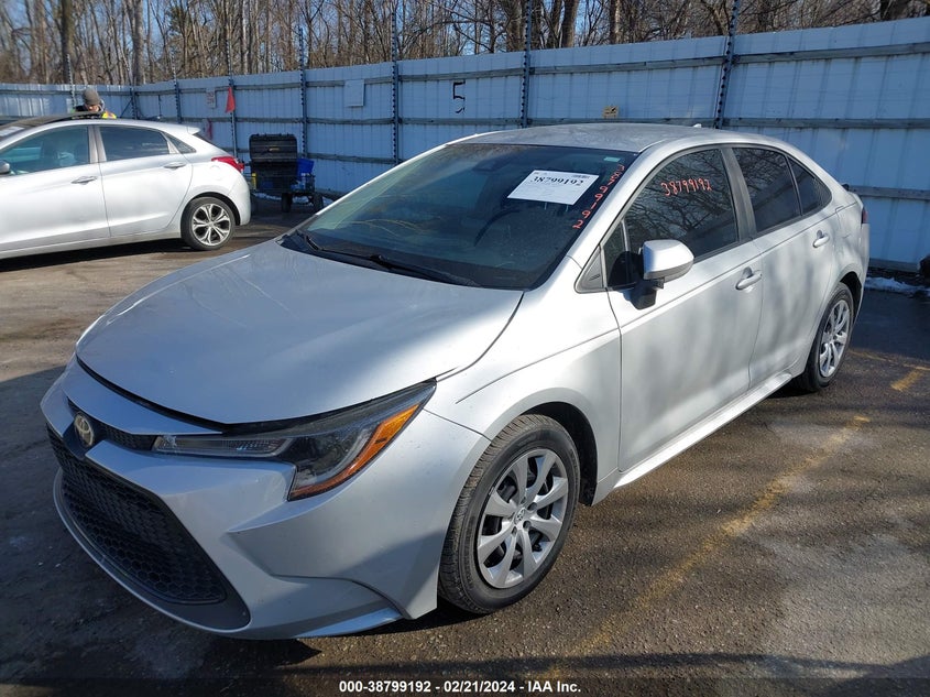 VIN 5YFEPMAE4MP270508 2021 TOYOTA COROLLA LE