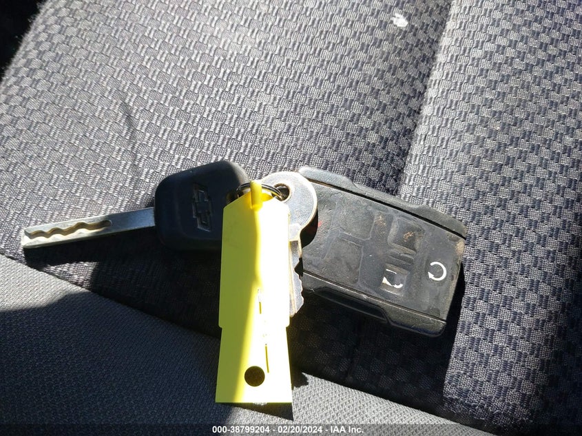 2015 CHEVROLET SILVERADO 1500 1LT - 1GCVKREC6FZ254906