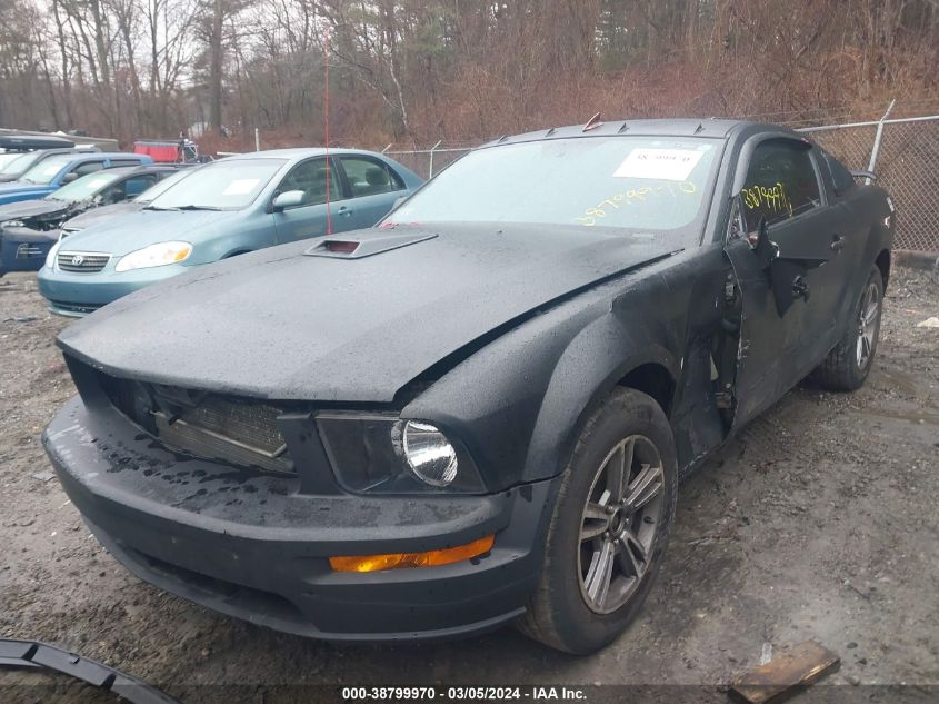 2008 Ford Mustang V6 Deluxe/V6 Premium VIN: 1ZVHT80NX85117889 Lot: 38799970