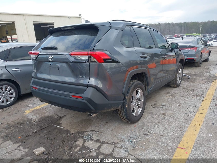 VIN 2T3W1RFV0NC211170 2022 TOYOTA RAV4 XLE/XLE PREMIUM