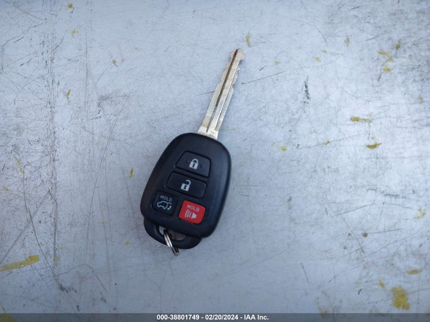 2017 TOYOTA RAV4 XLE - 2T3RFREV0HW620241