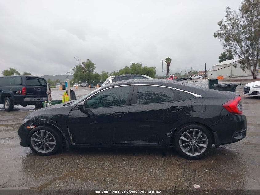 VIN 19XFC1F32KE018356 2019 HONDA CIVIC EX
