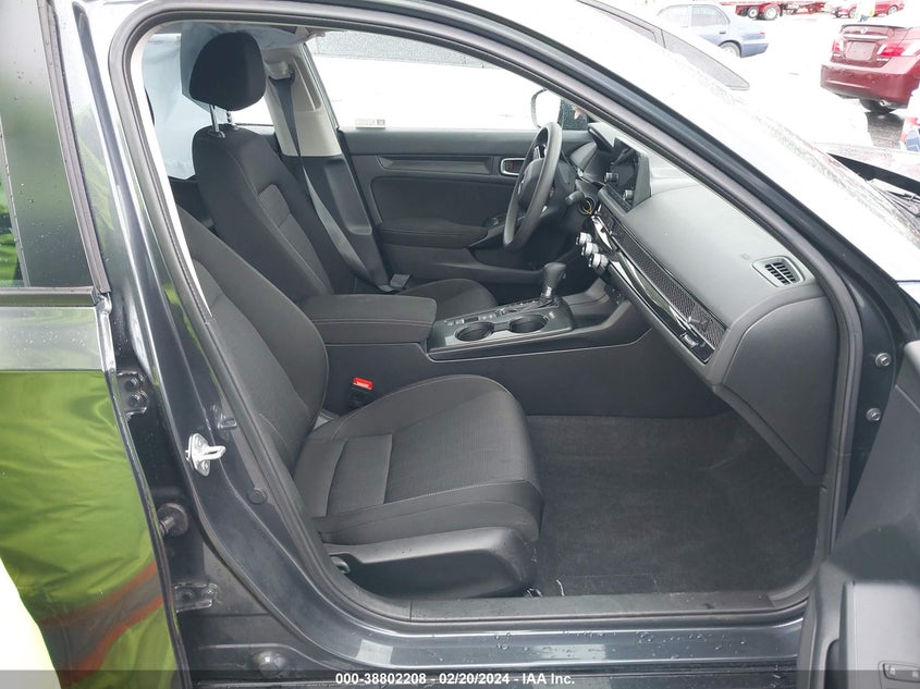 VIN 2HGFE2F2XPH552984 2023 HONDA CIVIC LX