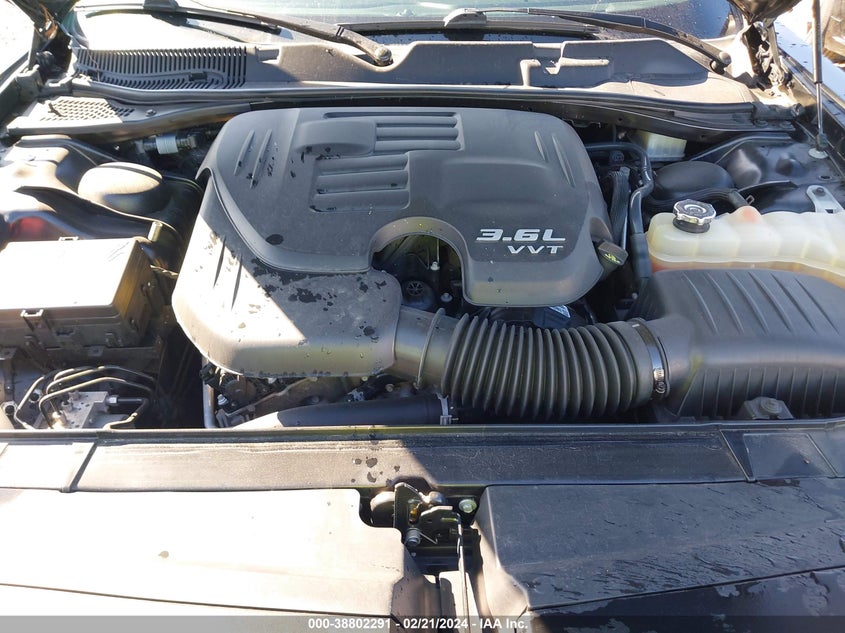 VIN 2C3CDZJGXKH758285 2019 DODGE CHALLENGER GT