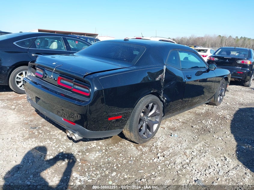 VIN 2C3CDZJGXKH758285 2019 DODGE CHALLENGER GT