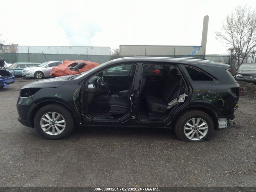 2019 KIA SORENTO 2.4L LX - 5XYPGDA31KG436198