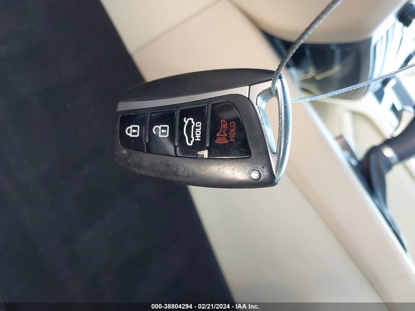 2016 HYUNDAI GENESIS 3.8L - KMHGN4JE1GU111222