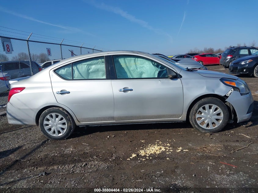 2019 NISSAN VERSA S/S PLUS/SV - 3N1CN7AP8KL822735