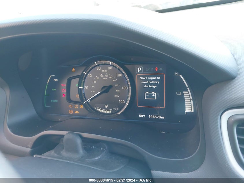 VIN KMHC65LC1HU038870 2017 HYUNDAI IONIQ HYBRID BLUE