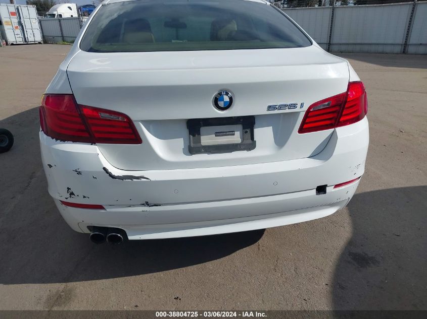 2011 BMW 528I VIN: WBAFR1C58BC744490 Lot: 40971886