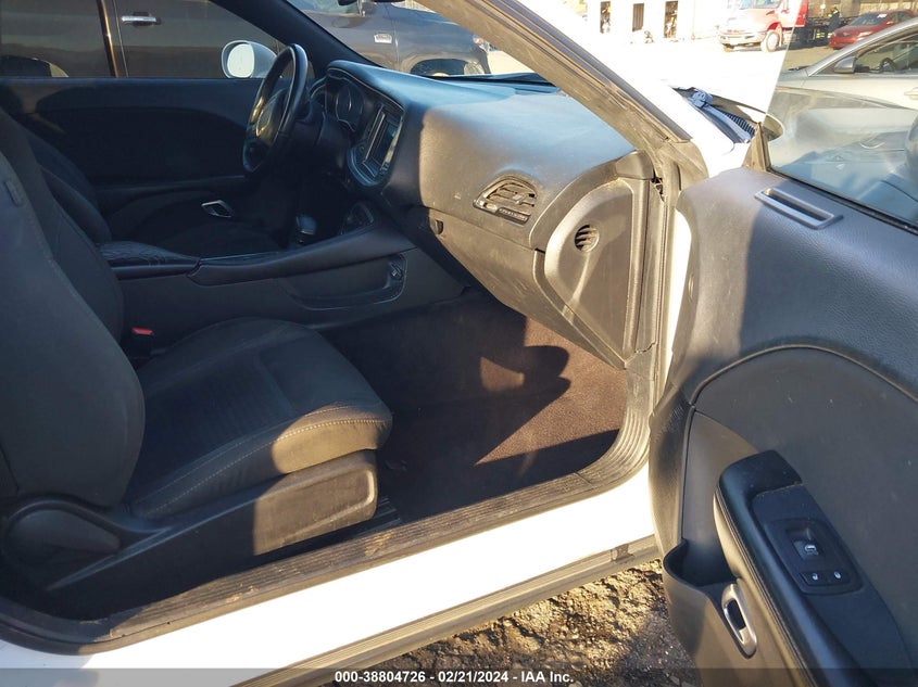 VIN 2C3CDZAG4KH557708 2019 DODGE CHALLENGER SXT