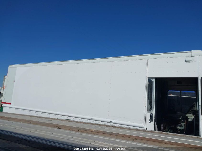 2010 Freightliner Chassis M Line Walk-In Van VIN: 4UZAAPDU8ACAS1524 Lot: 38805116