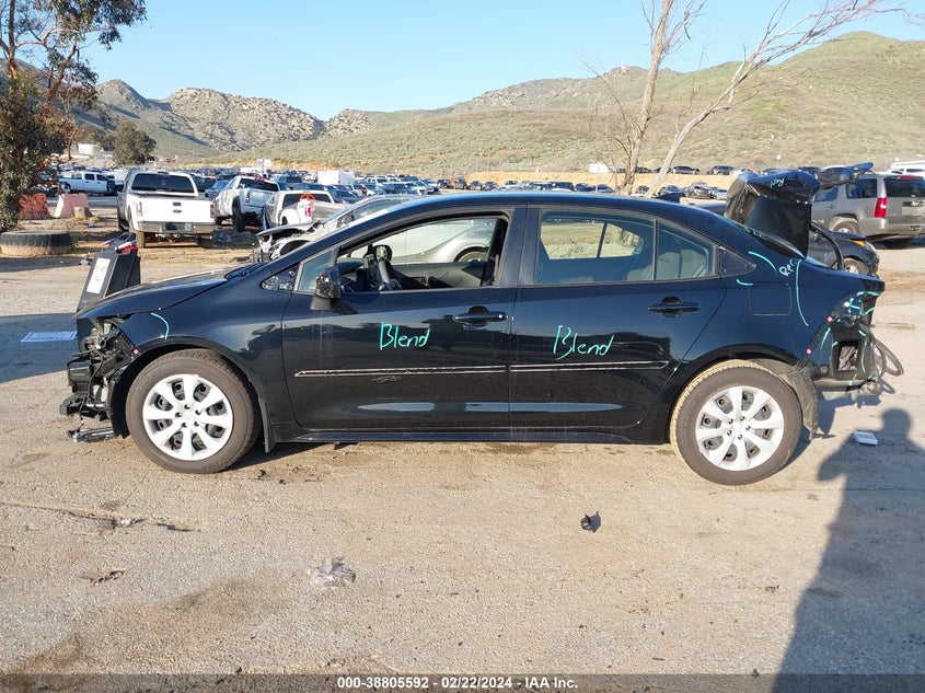 VIN JTDB4MEE2P3009882 2023 TOYOTA COROLLA LE