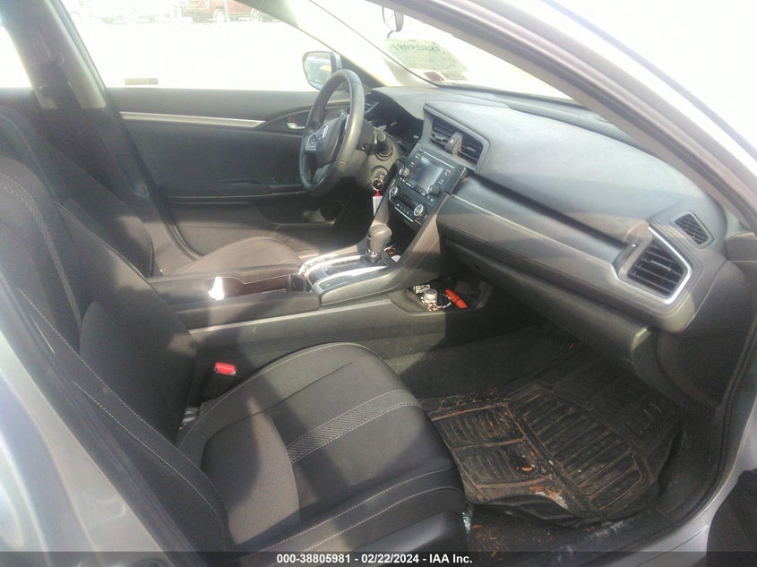 2018 HONDA CIVIC VIN: 2HGFC2F59JH605827