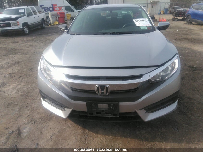 2018 HONDA CIVIC VIN: 2HGFC2F59JH605827