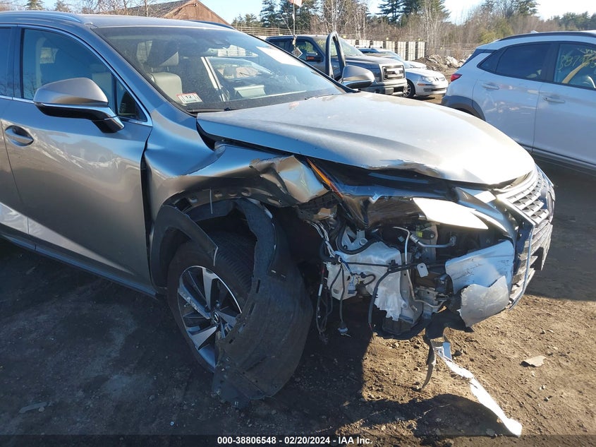VIN JTJBJRBZ4K2109569 2019 LEXUS NX 300H