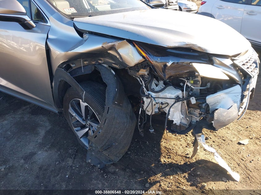 VIN JTJBJRBZ4K2109569 2019 LEXUS NX 300H