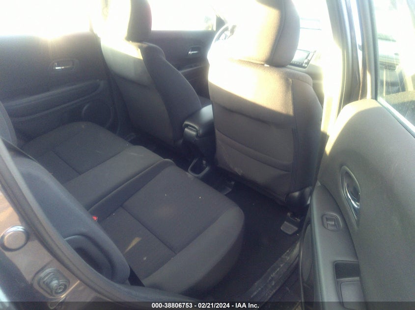 VIN 3CZRU6H30JM729895 2018 HONDA HR-V LX
