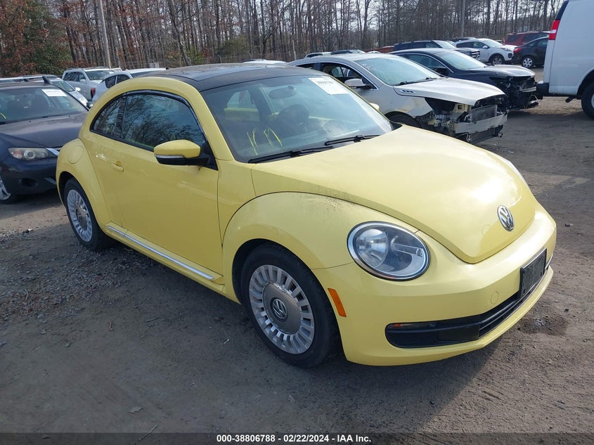 2014 VOLKSWAGEN BEETLE 2.5L - 3VWJP7AT3EM631473