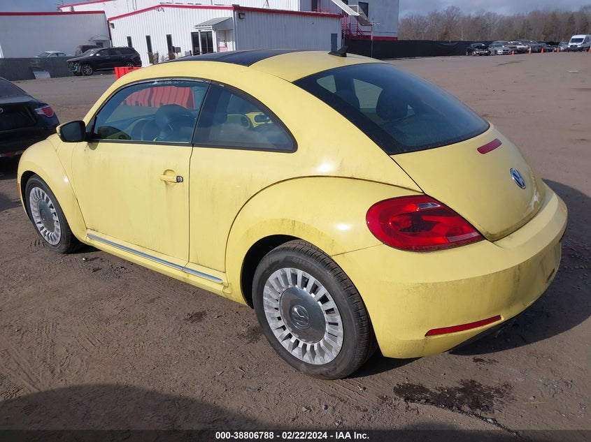 2014 VOLKSWAGEN BEETLE 2.5L - 3VWJP7AT3EM631473